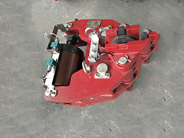 行車(chē)制動(dòng)器在前輪當中采用那種方式