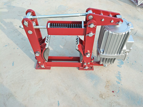 制動(dòng)器廠(chǎng)家淺談制動(dòng)器的用處